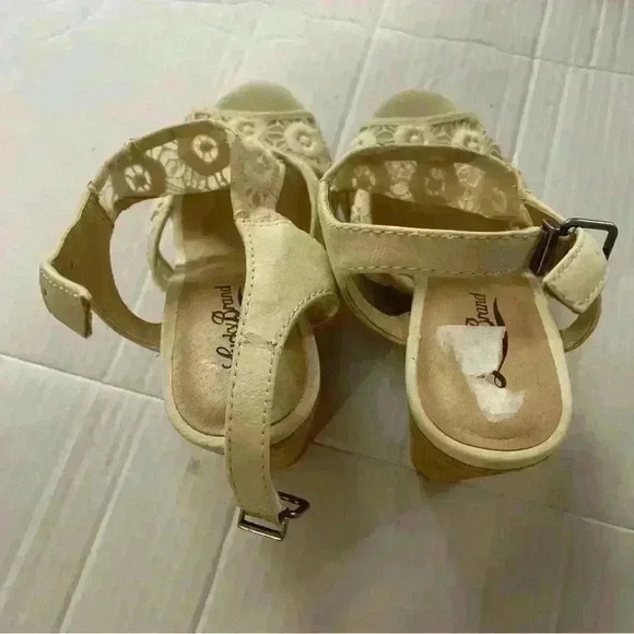 Lucky Brand Women’s Cork Wedge Heels Size 7 - Picture 3 of 5